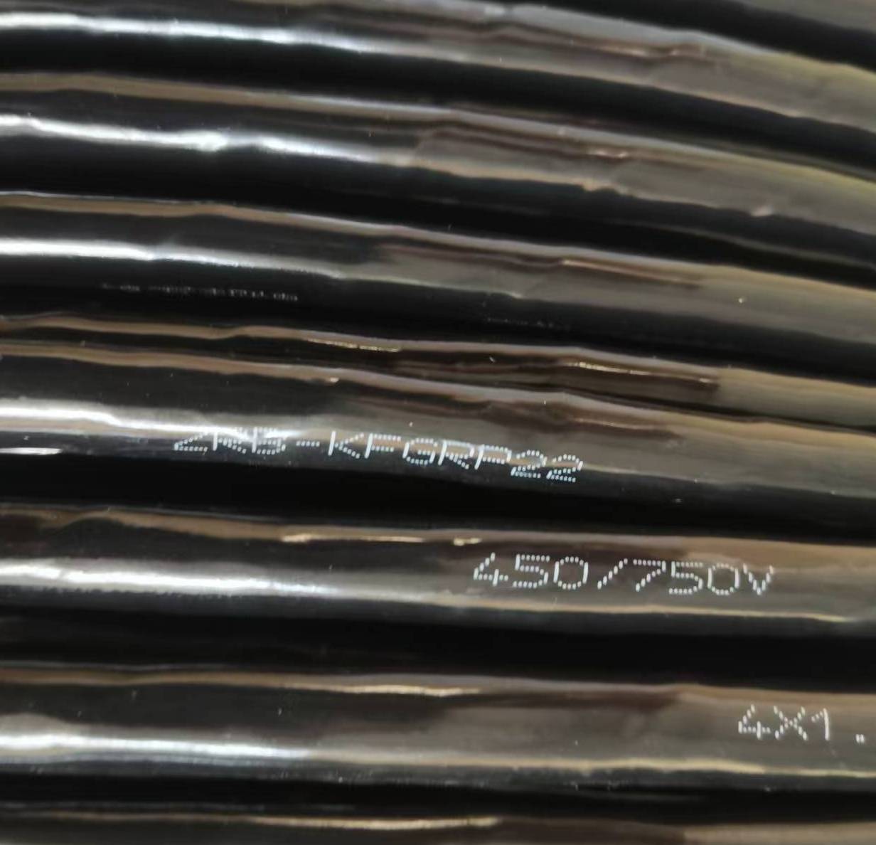 ZR-YGVHD22 阻燃耐低温零下40度铠装电缆